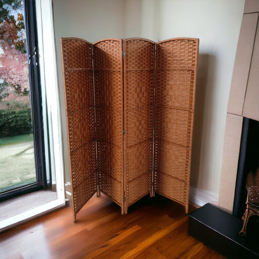 Biombo 4 hojas en ratan canela